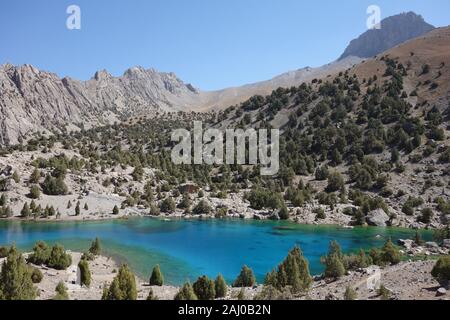 De couleur turquoise du lac Alaudin en montagnes Fann - Tadjikistan - Asie Banque D'Images