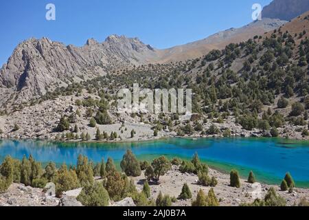 De couleur turquoise du lac Alaudin en montagnes Fann - Tadjikistan - Asie Banque D'Images