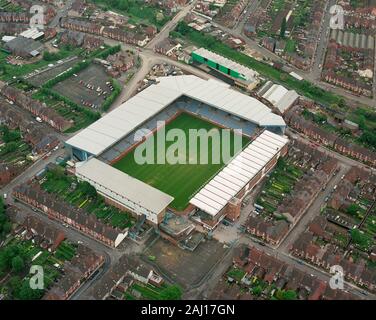 Une vue aérienne de la ville de Coventry Highfield Road terrain de football en 1994, West Midlands, Royaume-Uni Banque D'Images