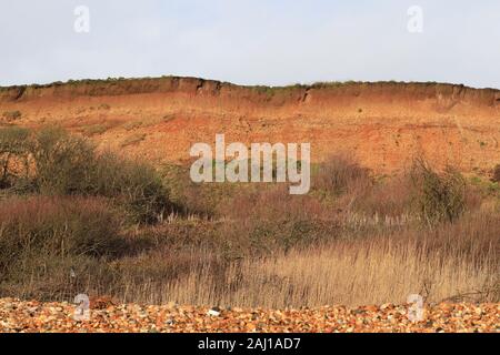 L'érosion côtière sur Hordle Falaise, 24 décembre 2019, Lymington, Hampshire, Royaume-Uni Banque D'Images