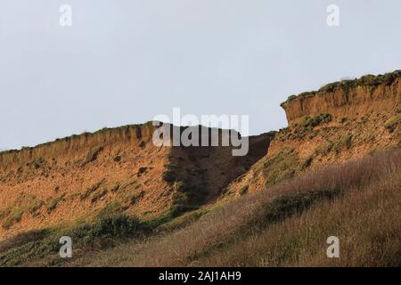 L'érosion côtière sur Hordle Falaise, 24 décembre 2019, Lymington, Hampshire, Royaume-Uni Banque D'Images