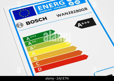 Une cote énergétique étiquette sur un lave-linge Bosch Banque D'Images