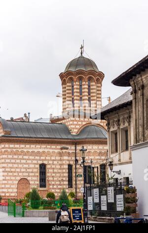 L'ancienne église de la Cour à Bucarest, également connu sous le nom de St Anton Church, la plus ancienne église de la capitale roumaine. Il a été construit aux environs de 1350 par Vladislav Banque D'Images