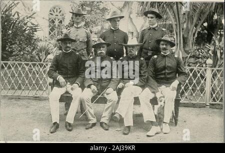 Les combats dans les Philippines ; d'authentiques photographies originales . 13e Bataillon, 18e d'infanterie. Banque D'Images