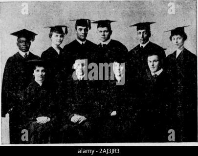 Bates Student . Catégorie SENIOR DEUX KTTDKXT PAGE TIIK BATES, jeudi, 14 juin, 1917 § sousnivéen Qllie&gt;titl*ntt publié les jeudis durant le CollegeYear ofBATES les élèves par le COLLEGE DE RÉDACTION Rédacteur-en-chaman des tribus Kiowas. Brooks est Quitnby EditorDexter Actualités Nouvelles du ministère. Kneelnnd EditorNewton athlétique 18 C. Larkum EditorJames associé 19H. S. Hall 18 EditorBeatrice G. ANCIENS Burr 18DEPARTMENTLocal EditorDonald LOCAUX W. Davis associé 18 EditorsBlanche L. Wright est Marion Lewis 19Mervln L. Anus 19 Cecil Holmes 19 DEPARTMENTLiterary EditorRuth MAGAZINE Magazine EditorsMildred carré 18S. Banque D'Images