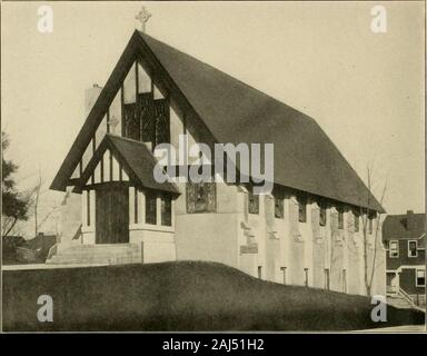 Construction résistant au feu pour les maisons et autres bâtiments à un coût modéré. . 56 de la plaque. Vue de l'intérieur de la construction de l'hôtel Glen Cove, montrant tireprooi,planchers, cloisons et toit.. 57 de la plaque. Église à West Orange, N. J. H. B. Upjohn, New York, Architecte. OfTerra tuile creuse les murs en terre cuite. Les murs du sous-sol 12 pouces d'épaisseur, haut des murs 8 pouces d'épaisseur. Entirewall avec revêtement de surface de ciment. Étages et toit de bois. Offres pour ce bâtiment wereless de soumissions pour le même bâtiment avec des murs en brique. Les contreforts des murs latéraux d'arealso Terre Cuite tuile creuse. Soixante-deux Page 58 de la plaque. Inte Banque D'Images