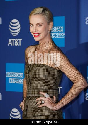 Palm Springs, Californie, USA. 2 janvier, 2020. Charlize Theron assiste à la 31e Festival International du Film de Palm Springs Film Awards Gala à Palm Springs Convention Center le Janvier 02, 2020 à Palm Springs, en Californie. Photo : CraSH/imageSPACE/MediaPunch MediaPunch Crédit : Inc/Alamy Live News Banque D'Images