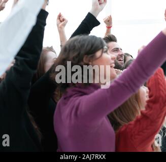 Équipe de divers professionnels de la santé se réjouit de l'ensemble. Banque D'Images