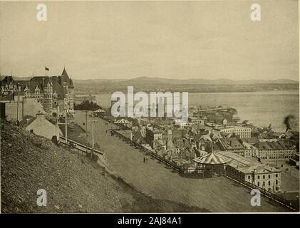 Vues de villes canadiennes, Toronto, Ottawa, Montréal, Québec, Saint John, Halifax . Hôpital Royal Victoria (Eucbec. La TERRASSE DUFFERIN ET LE^VILLE BASSE DE LA CITADELLE (©.ueftec Banque D'Images