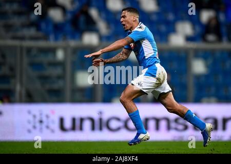 Reggio Emilia, Italie. 22, décembre 2019 : Allan Marques Loureiro de SSC Napoli réagit après avoir marqué un but au cours de la série d'un match de football entre l'US Sassuolo et SSC Napoli. SSC Napoli 2-1 plus de US Sassuolo. Credit : Nicolò Campo/Alamy Live News Banque D'Images