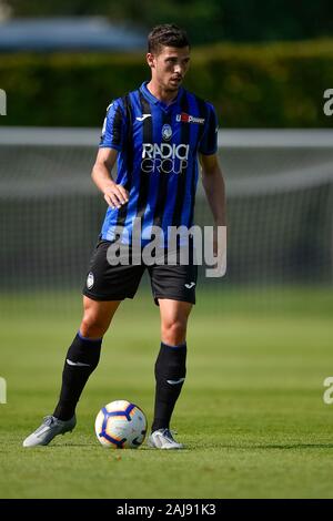 Clusone, Bergame, Italie. Juillet 21, 2019 : Remo Freuler d'Atalanta BC en action lors de la pré-saison match amical entre l'Atalanta BC et AC Renate. Atalanta BC a gagné 6-0 sur AC Renate. Credit : Nicolò Campo/Alamy Live New Banque D'Images