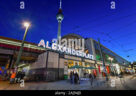 Bahnhof, Alexanderplatz, Mitte, Berlin, Deutschland Banque D'Images