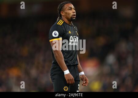 Adama Traore de Wolverhampton Wanderers lors de la Premier League match entre Wolverhampton Wanderers et Norwich City à Carrow Road Staduim à Norwich.Score final ; Norwich City 1:2 Wolverhampton Wanderers. Banque D'Images