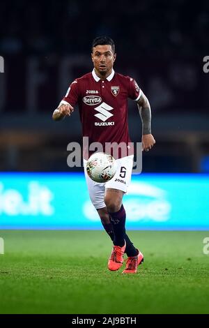 Turin, Italie. 25 Août 2019 : Armando Izzo de Torino FC en action au cours de la série d'un match de football entre Torino FC et l'US Sassuolo. Torino FC 2-1 plus de US Sassuolo. Credit : Nicolò Campo/Alamy Live News Banque D'Images