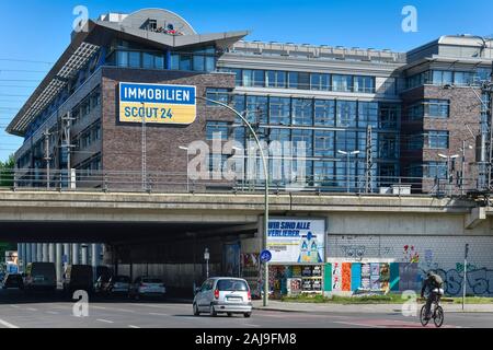 Immobilien Scout, Andreasstraße, Friedrichshain, Berlin, Deutschland Banque D'Images