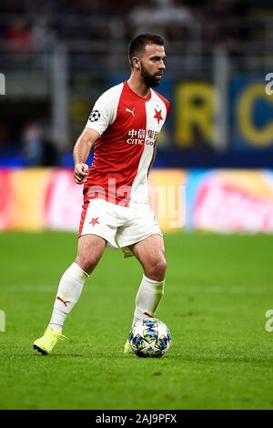 Milan, Italie. 17 Septembre, 2019 : Josef Husbauer de SK Slavia Praha en action lors de la Ligue des Champions, match de football entre le FC Internazionale et SK Slavia Praha. Le match s'est terminé dans un match nul 1 à 1. Credit : Nicolò Campo/Alamy Live News Banque D'Images