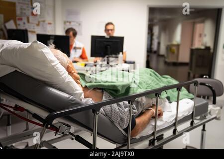 Urgences adulte d'un centre hospitalier Banque D'Images