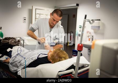 Urgences adulte d'un centre hospitalier Banque D'Images