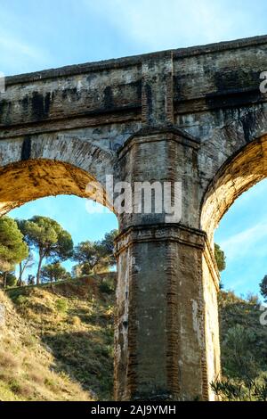 Arroyo Aquaduct de Don Ventura, la province de Malaga, Espagne Banque D'Images