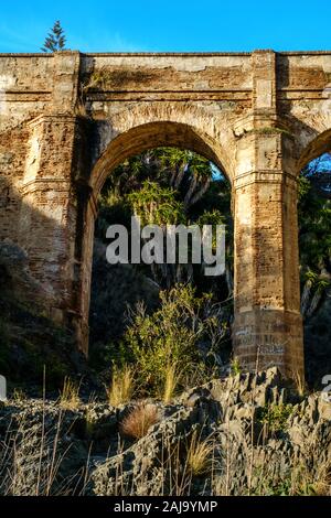 Arroyo Aquaduct de Don Ventura, la province de Malaga, Espagne Banque D'Images