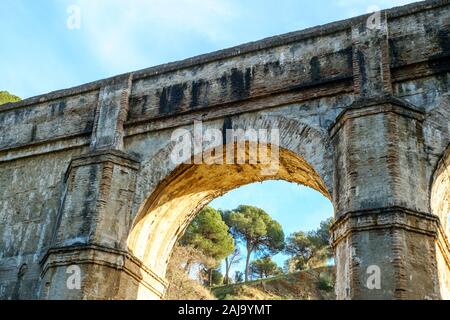 Arroyo Aquaduct de Don Ventura, la province de Malaga, Espagne Banque D'Images