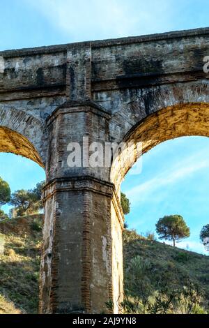 Arroyo Aquaduct de Don Ventura, la province de Malaga, Espagne Banque D'Images