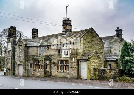 La Fox House Pub, Hathersage Road, Longshaw, Sheffield, South Yorkshire, Angleterre Banque D'Images