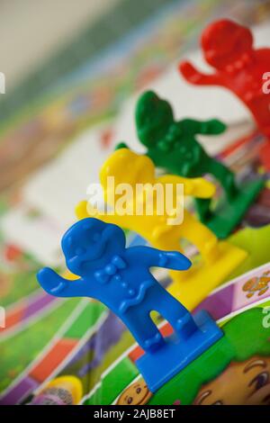 Woodbridge, NJ - 3 janvier 2020 : Une vue rapprochée de la famille classique jeu de société, Candy Land. Banque D'Images