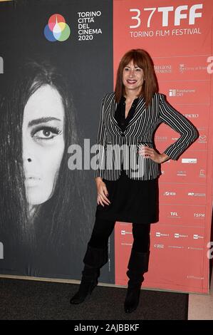 Turin, Italie - 22 novembre, 2019 : Vladimir Luxuria pose pour une photo lors de la cérémonie d'ouverture de la 37e édition du Festival du Film de Turin. Credit : Nicolò Campo/Alamy Live News Banque D'Images