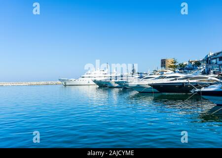 Jose Banus Marina de Marbella, Malaga, Espagne Banque D'Images