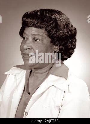 Mary Jackson (1921-2005), mathématicien et ingénieur en aérospatiale qui en 1958 est devenu le premier African American female engineer pour travailler à la National Aeronautics and Space Administration (NASA). Jackson a été présenté, avec Katherine Johnson et Dorothy Vaughn, comme l'un des "droits de l'ordinateur dans le film chiffres cachés. Banque D'Images