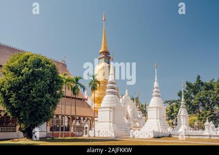 Wat Suan Dok temple à Chiang Mai, Thaïlande Banque D'Images