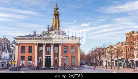 Panorama de l'ancien bâtiment de la bourse des grains de Groningen, Pays-Bas Banque D'Images