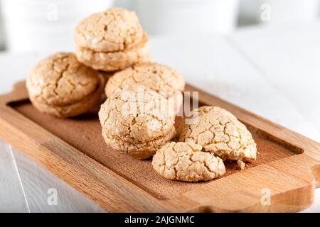 Acibadem kurabiyesi est un biscuit turc traditionnel composé d'amandes amères, de sucre et de blancs d'œufs. Banque D'Images