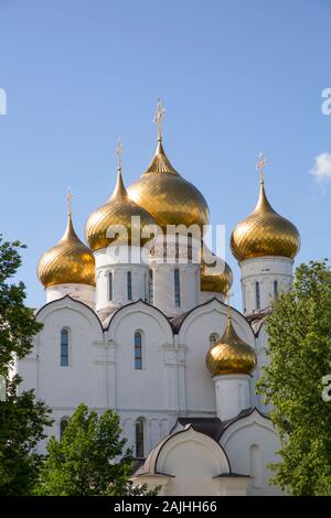 Cathédrale de l'Assomption, UNESCO World Heritage Site, Yaroslavl, anneau d'or, de l'Oblast de Iaroslavl, en Russie Banque D'Images