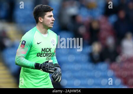 Burnley, Royaume-Uni. 08Th Jan, 2020. Peterborough United attaquant Christy Pym regarde sur. L'unis en FA Cup, 3ème tour, Burnley v Peterborough Utd à Turf Moor à Burnley, Lancashire samedi 4 janvier 2020. Ce droit ne peut être utilisé qu'à des fins rédactionnelles. Usage éditorial uniquement, licence requise pour un usage commercial. Aucune utilisation de pari, de jeux ou d'un seul club/ligue/dvd publications. Photos par Chris Stading/Andrew Orchard la photographie de sport/Alamy live news Crédit : Andrew Orchard la photographie de sport/Alamy Live News Banque D'Images