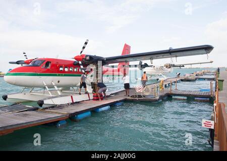 Mauvais temps à la mise à la terre tous les hydravions aéroport de Malé, Maldives, océan Indien, Décembre 2013 Banque D'Images