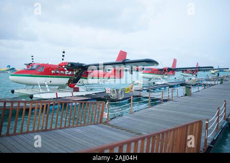 Mauvais temps à la mise à la terre tous les hydravions aéroport de Malé, Maldives, océan Indien, Décembre 2013 Banque D'Images