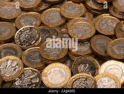 De 200 € à € 1 pièces Nom : £200 £1 pièces en Date : 3/6/2019 Événement : adresse/lieu : Banque D'Images