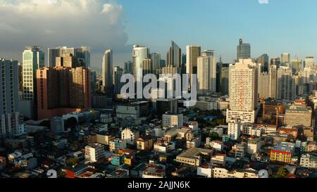 Makati City est l'un des plus développés d'affaires de la région métropolitaine de Manille et l'ensemble des Philippines. Voyage Vacances concept Banque D'Images