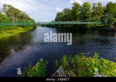 Pont pied sur la rivière Tay à Pitlochry Perthshire Scotland UK Banque D'Images