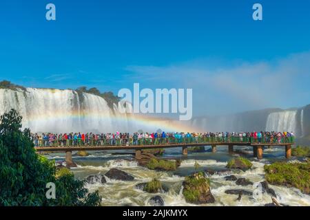 Iguacu Falls, côté brésilien, Parque National do Iguacu, Rio Grande do Sul, Brésil, Amérique Latine Banque D'Images