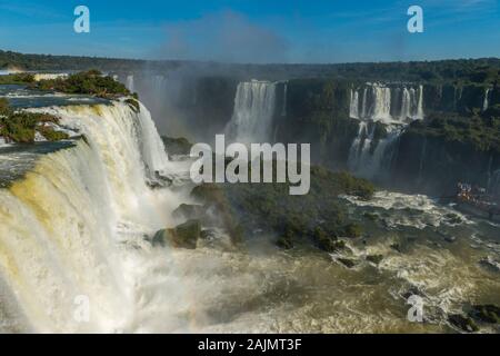 Iguacu Falls, côté brésilien, Parque National do Iguacu, Rio Grande do Sul, Brésil, Amérique Latine Banque D'Images