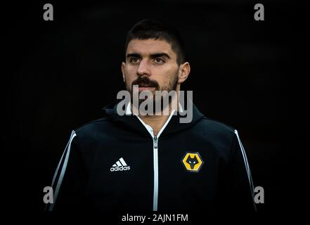 Wolverhampton, Royaume-Uni. 08Th Jan, 2020. Ruben Neves de loups pendant le match de pré FA Cup 3ème tour match entre Wolverhampton Wanderers et Manchester United à Molineux, Wolverhampton, Angleterre le 4 janvier 2020. Photo par Andy Rowland/Premier Images des médias. Credit : premier Media Images/Alamy Live News Banque D'Images