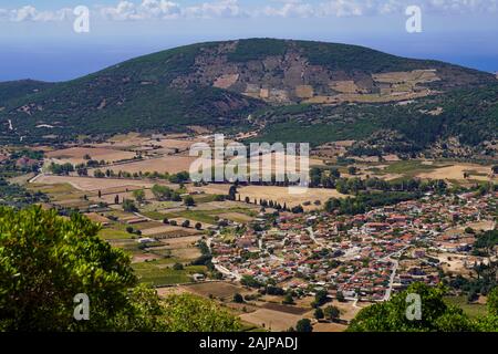 Terres agricoles et du paysage comme vu sur l'île grecque de Céphalonie, Mer Ionienne, Grèce Banque D'Images