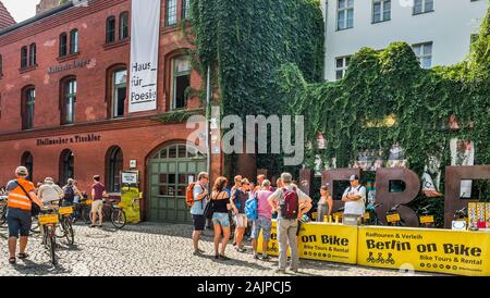 Berlin en vélo, vélo et location à kulturbrauerei Banque D'Images