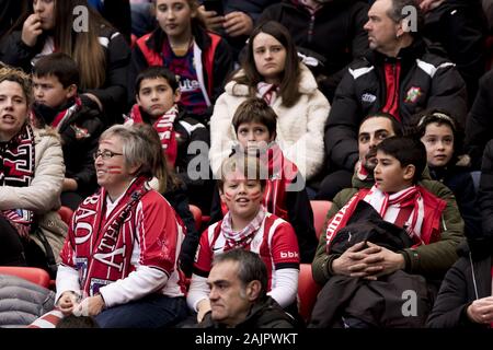 Bilbao, Pays Basque, Espagne. 5Th Jan, 2020. L'Athletic Bilbao partisans pendant la rencontre entre l'Athletic Bilbao et le FC Barcelone au stade San Mames de Bilbao. Dimanche, Janvier 5, 2020. Credit : Edu del Fresno/ZUMA/Alamy Fil Live News Banque D'Images