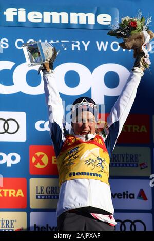 Val di Fiemme, en Italie. 05Th Jan, 2020. FIS Coupe du Monde de Ski de fond - Tour de ski 2020 à Val di Fiemme, Italie le 5 janvier, 2020 ; montée finale, le Norvégien Therese Johaug (NI) remporte le Tour. En action Thérèse Johaug (NI). Credit : Cal Sport Media/Alamy Live News Banque D'Images