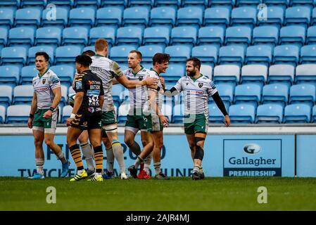 Coventry, Royaume-Uni. 05Th Jan, 2020. Rugby Premiership anglaise, les guêpes contre Northampton Saints ; Cobus Reinach de Northampton Saints célèbre le premier essai à la 23ème minute - usage éditorial : Action Crédit Plus Sport Images/Alamy Live News Banque D'Images