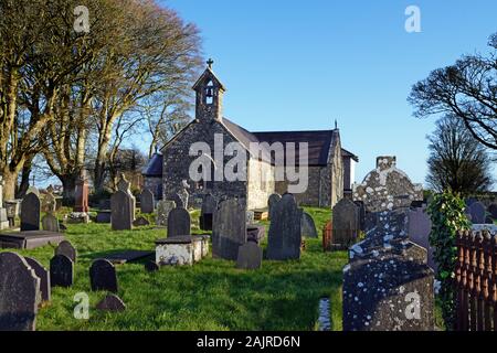 L'église St Gallgo près du village de Llanallgo, Anglesey remonte à la fin du 15e siècle, mais une église a été sur le site depuis le 6e siècle. Banque D'Images